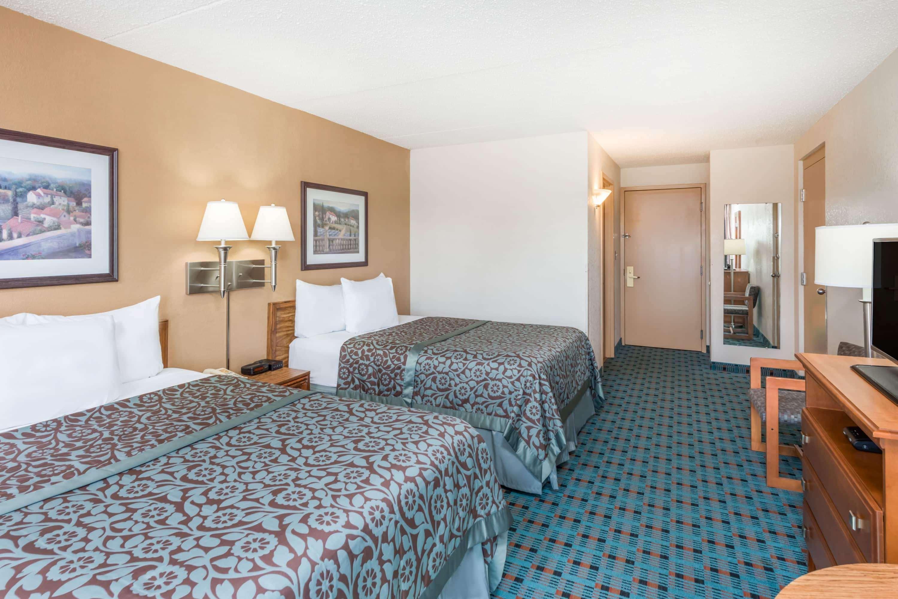 Days Inn By Wyndham Керксвілл Екстер'єр фото